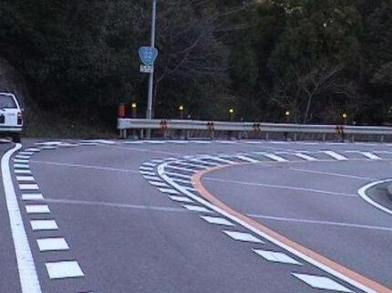 道路標(biāo)線在彎道處怎么畫(huà)？請(qǐng)看下文！