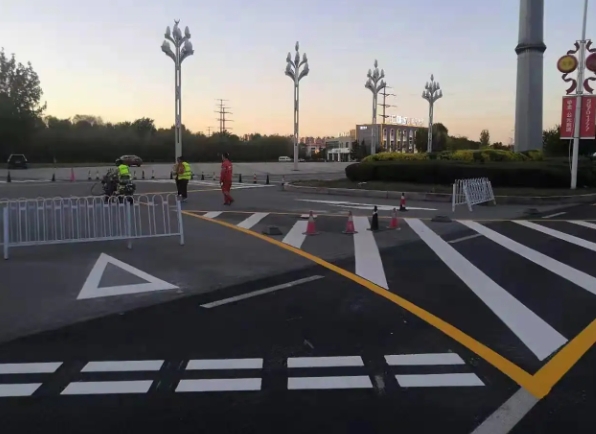馬路劃線漆是什么油漆，有哪些種類以及使用注意事項